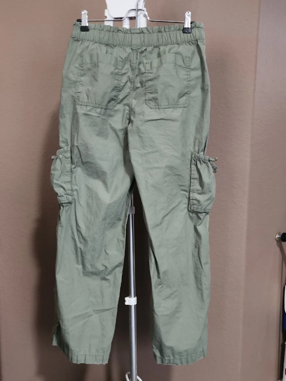 Girl's Casual Cargo Pants in Sage Green - Relaxed Fit